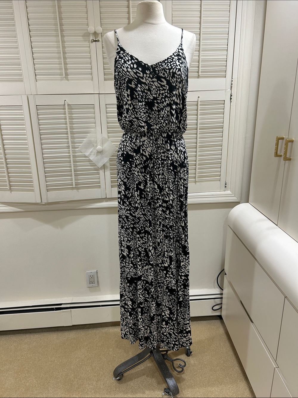 Lush Black & White Printed Spaghetti-Strap Maxi Dress in great condition So soft